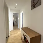 3 Pieces Avec Terrasse, Proche Commerces Et - Fr-1-245-170 La Baule