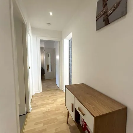 3 Pieces Avec Terrasse, Proche Commerces Et - Fr-1-245-170 La Baule-Escoublac